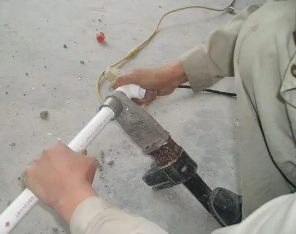 滨城漏水维修电话